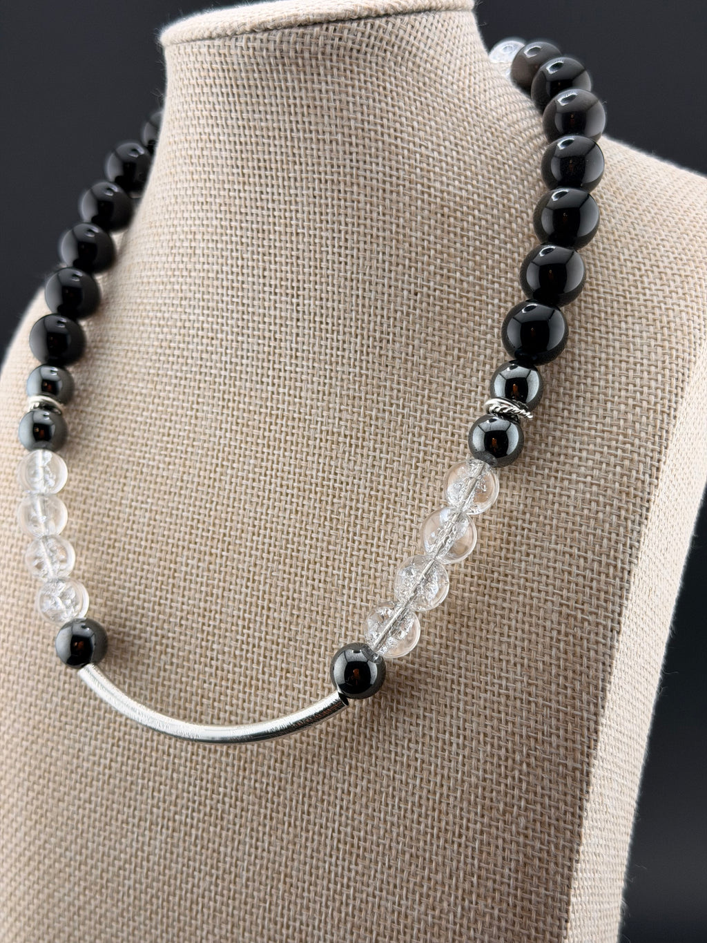 Eclipse grace bar necklace