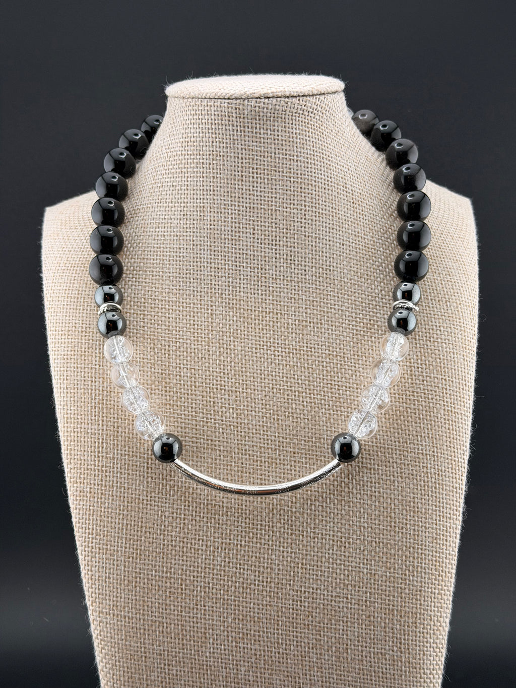 Eclipse grace bar necklace